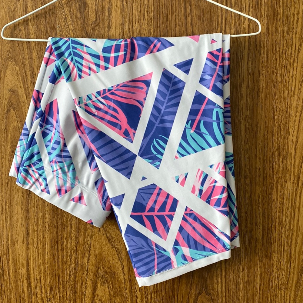 3/$20 Living Dead Clothing Athletic Leggings